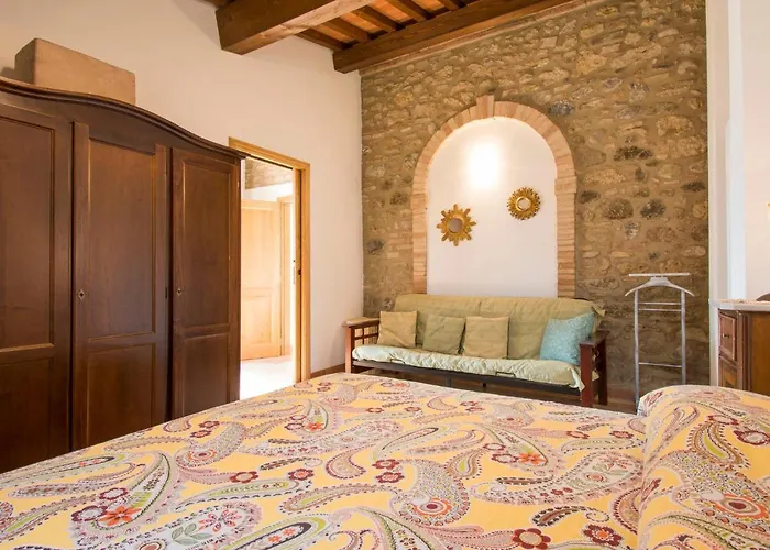 Apartamento Podere Sant'elisa-3 By Interhome *