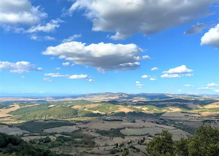 Apartamento Podere Sant'elisa-3 By Interhome